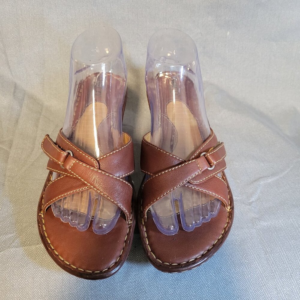 Born Womens Black Leather Slip-on Sandals Size 9